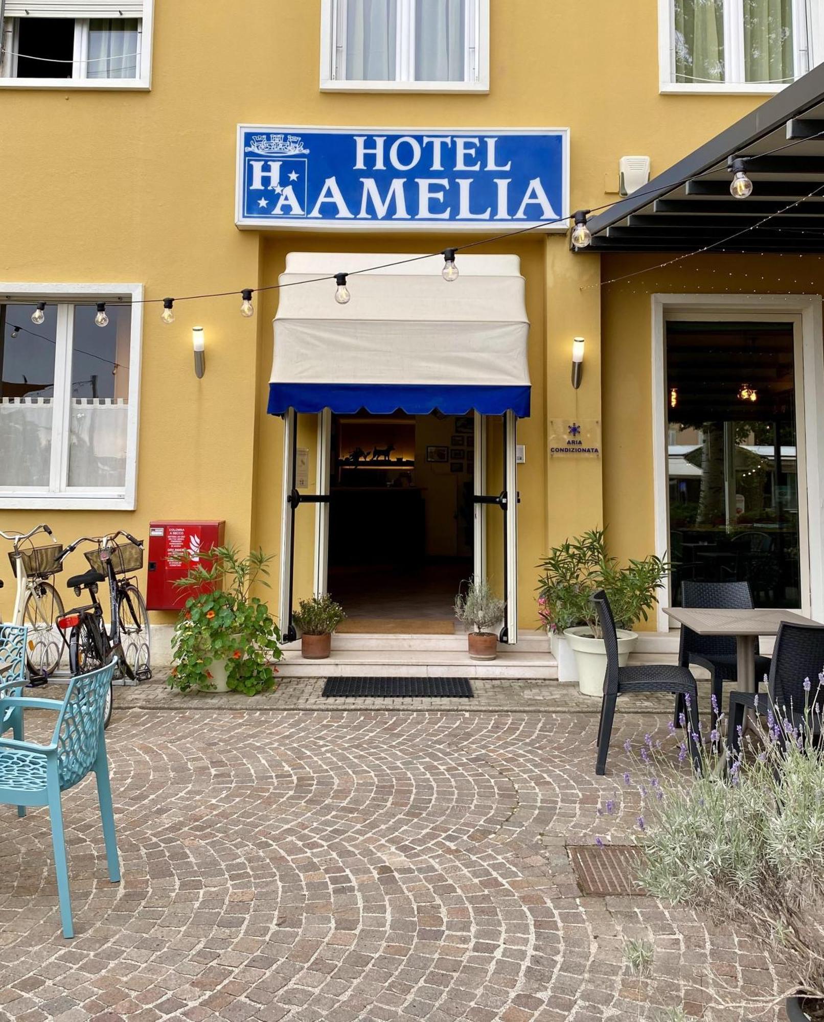 Hotel Amelia Fano Exterior foto